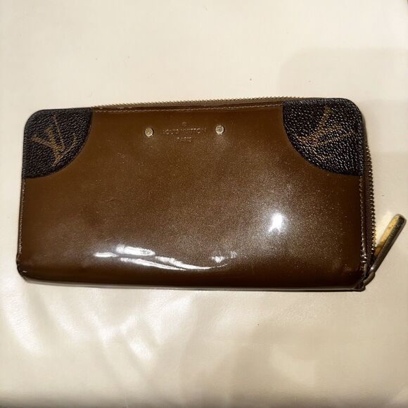 LOUIS VUITTON Monogram Zippy Venice Long Wallet Khaki Vernis Authentic - Picture 3 of 16